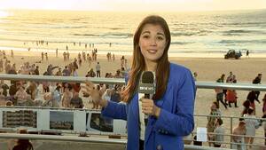 australian topless beach babes - Photographer Gathers 2,500 Nude Volunteers on Bondi Beach For Photo |  PetaPixel