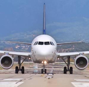 air plane - Air Corsica #A320 face to face at #Ajaccio #airport #LFKJ #corsica