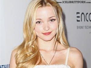 Disney Celeb Porn - ... Dove Cameron Desnuda Fotos Intimas Hot xxx-disney-porn-naked-nude- ...