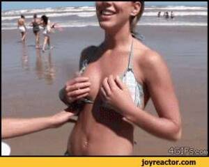 4gifs nude beach gallery - beach / new / funny posts, pictures and gifs on JoyReactor