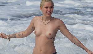 miley cyrus nude beach candid - Miley Cyrus. Fantastic candids ...