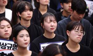 Korean Elementary School Sex - Abused, traumatised and powerless: South Korea's teachers on why they are  protesting | South Korea | The Guardian