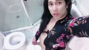 big dick asian shemales pissing - asian shemale pissing and masturbating her cock and cum | xHamster