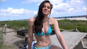 girls showing boobs beach - Beach babe with big tits Â· XNXX.com.se Free Porn Online! 3GP MP4 Mobile Sex  XXX Porno Videos!