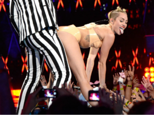 Fuck Miley - Guest Post! A Pornography Fan's Review Of Miley Cyrus' Performance At Video  Music Awards | aliceatwonderland