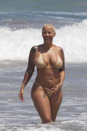 celebrity nude beach body - 