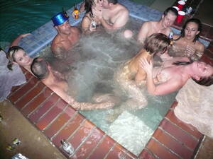 hot tub sex party orgy - 5 Amateur Swinger Photos from Real Sex Parties â€“ WifeBucket | Offical MILF  Blog