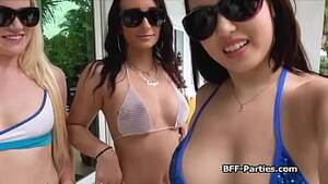 beach bikini party - Bikini foursome by the pool on a beautiful sunny day - XVIDEOS.COM