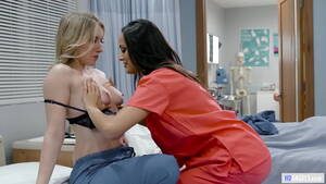 Lesbian Seduction Doctor - Doctor Has Lesbian Sex With Rookie Nurse - Sofi Ryan, Riley Reyes -  XVIDEOS.COM