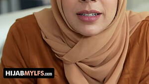 Hijab Milf Porn - hijab milf' Search - XNXX.COM