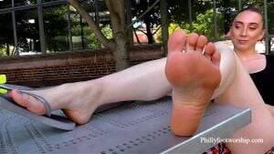 foot smother in flip flops - Watch Teen flip flops girl feet pov - Pov, Feet Worship, Fetish Porn -  SpankBang