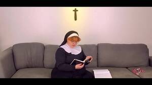 Chubby Nun Porn - sunday special: chubby nun fucks crucifix -short - XVIDEOS.COM