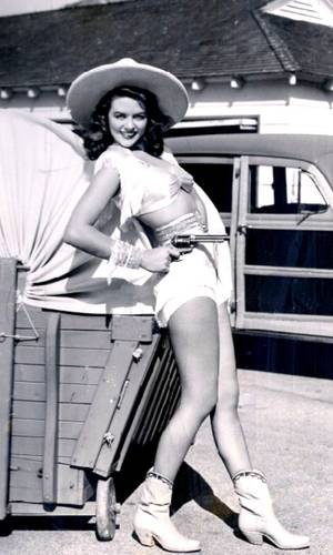 Classic Porn 1940s - 1940s cowgirl porn - Dorothy Malone