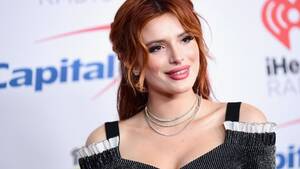 Bella Thorne Porn Gallery - Bella Thorne shares nude photos on Twitter after a hacker threatened to  release them | CNN