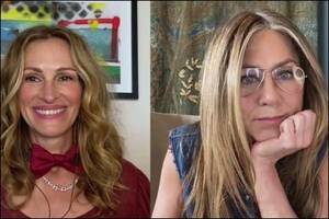 Jennifer Aniston Fucked Movies - Watch: Jennifer Aniston teaching Julia Roberts how to give a blowjob is the  best thing you will find on the internet - IBTimes India