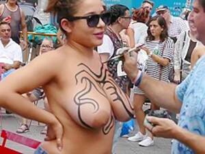 body painted naked beach party - Body painting on naked beach in Kiev - PornZog Free Porn Clips