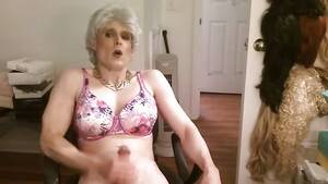 granny tranny - Granny Tranny Show - Pornjam.com