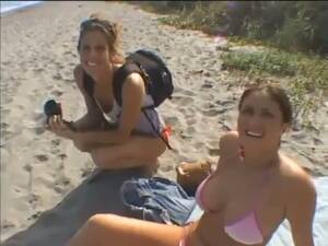 hand job on the beach - Amazing Handjob at the Beach - HandjobHub