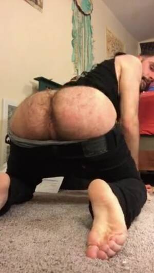 Hairy Butt Porn - Hairy guy with hairy bubble butt - ThisVid.com