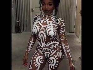 ebony body paint - body paint - XNXX.COM