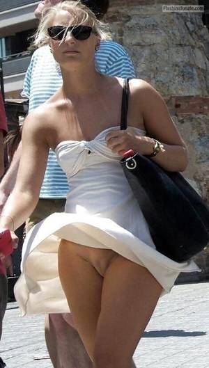 accidental wife upskirt - Accidental upskirt on windy day