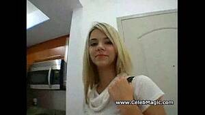 busty blonde teen babe - Fuck a cute busty blond teen! - XVIDEOS.COM