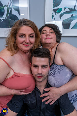 nl threesome - Big breasted threesome with one lucky toyboy - Free Mature.nl content