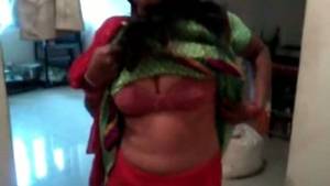 first time sex pakistani - Indian porn videos of desi village girl first time exposed by cousin