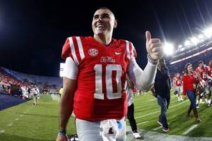 Mississippi Quarterback Porn Star - Pornhub offers Ole Miss quarterback Chad Kelly a date with a porn star  after he fails with Mia Khalifa â€“ New York Daily News