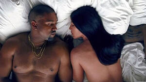 New Porn Kim Kardashian - Kim Kardashian Reveals She Never Saw the Final Edit of Kanye West's  'Famous' Music Video | whas11.com