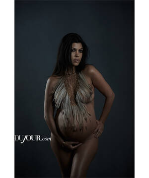 Kourtney Kardashian Porn - Kourtney Kardashian Poses for Naked Pictures While Pregnant â€“ DuJour
