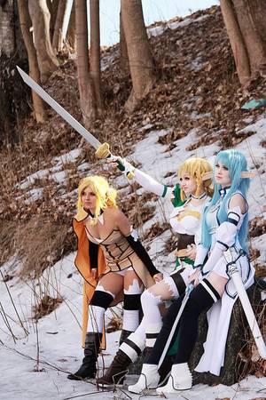 Cosplay Sword Art Online Alicia Porn - Sword art online Group Cosplay by Mercas! (*^â–½^*) Ekame as Alicia Rirukuo  as Asuna Mirakan as Leafa Sword art online Group Cosplay