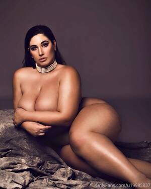 fat models huge tits - Plus Size Models Boobs - 47 photos