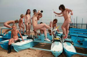 europe nudist sports - Family nudist images - Pure nudism young nudists [Breezy Beach Sands]