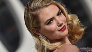 Kate Upton Facial Porn - Kate Upton Wows Fans With Unretouched Beach Photoshoot