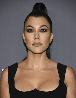 Kim Kardashian Cumshot Porn - Everything the Kardashian-Jenners have said about plastic surgery - Los  Angeles Times