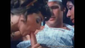 Blowjob Retro Vintage Porn 1970s - Vintage Double Blowjob For The Cook - XVIDEOS.COM