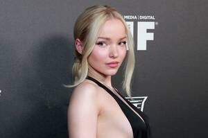 Dove Cameron Porn Glasses - Dove Cameron Shares A Hilarious Exchange At The Club
