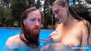 Homemade Pool Sex - Homemade Sex and Blowjob In The Pool - XNXX.COM