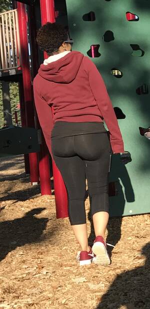 milf park - Milf at the park Porn Pic - EPORNER