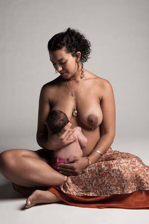 milking lactating mother - A photo journey of several years of breastfeeding - A beautiful body  project <3