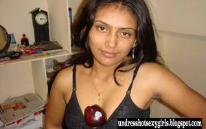 desi girl having sex - Indian Sexy Girl With Her Boy Friend | Ebony Nude hot girls topless jpg  1600x1002