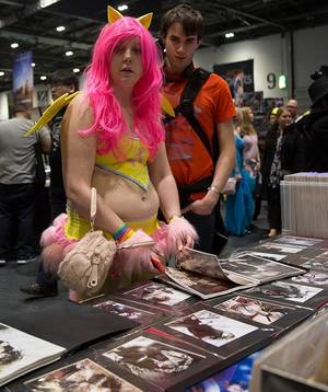 Comicon Cosplay Furry - Sun journalist Emma Gritt has a look around Comic Con in the Excel Centre  in east