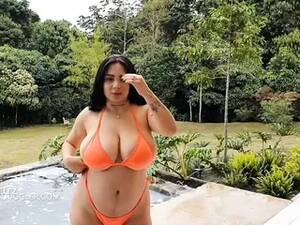 Big Big Tits Bikini - Free Huge Tits Bikini Porn Videos (10,383) - Tubesafari.com