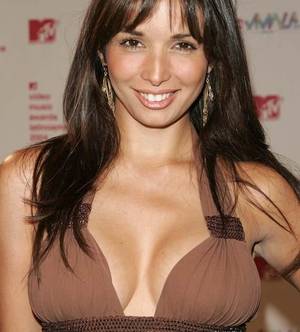 Beautiful Latina Faces Not Porn - Host of Puerto Rico's Nuestra belleza latina, she also hosted Despierta  America.