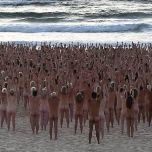 Mature Group Sex Beach - Bondi becomes nude beach as thousands take part in Spencer Tunick's Sydney  installation | Spencer Tunick | The Guardian