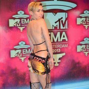 Celebrity Sex Miley Cyrus Nude - Miley Cyrus explains why she's always naked â€“ SheKnows