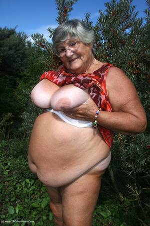 fat grandma nude - 77 years old Grandma Libby