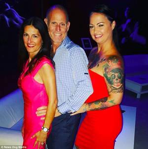 mel couples swingers sex parties - Jackie and John Melfie, both 53, at a swingers event in Texas, receive