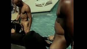 hardcore pool party - A pool party turns into a hardcore fuck orgy - XVIDEOS.COM